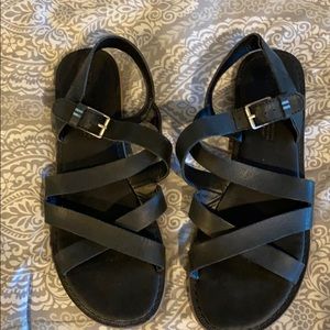 Toms leather sandals